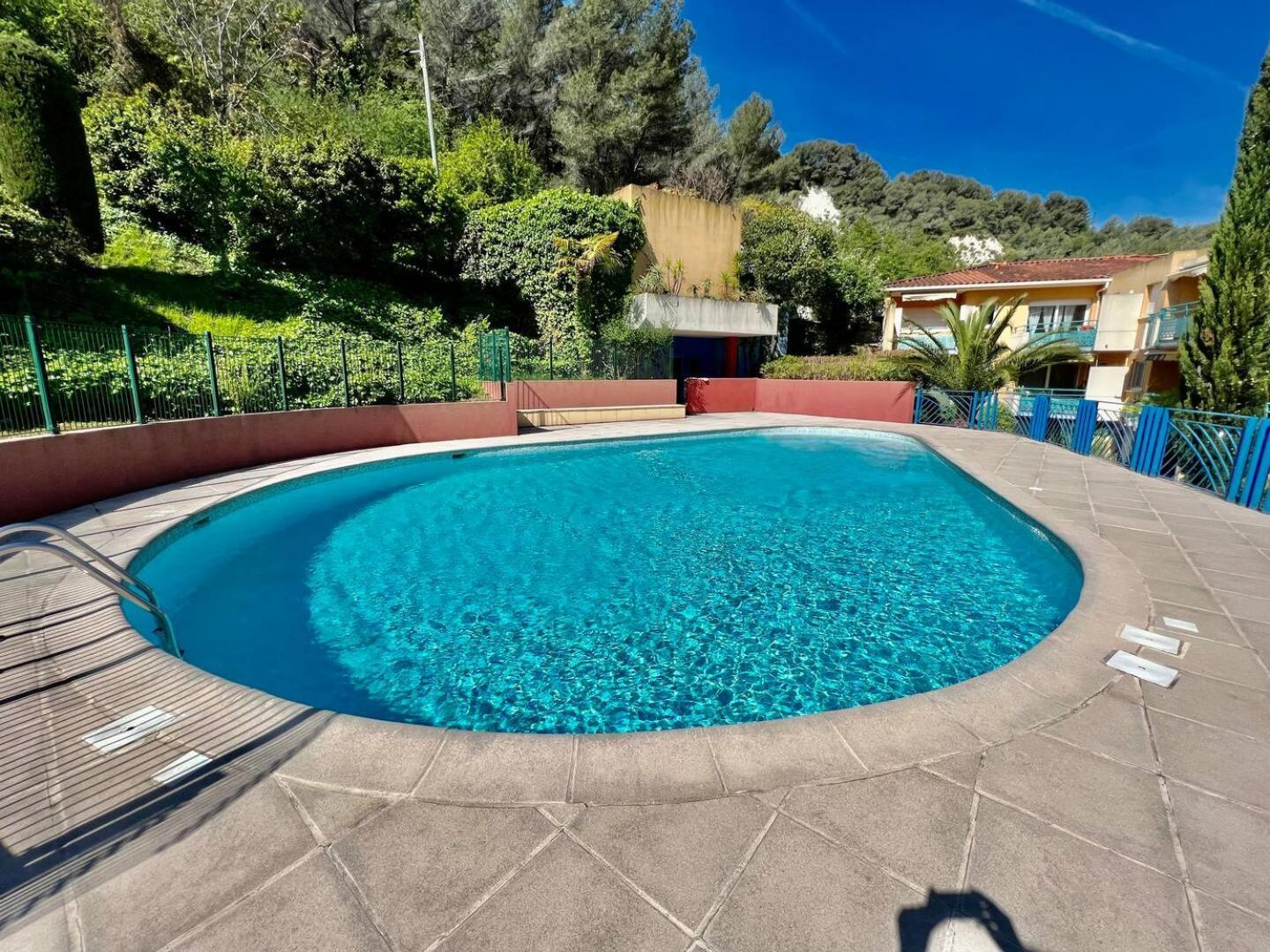 Quiet Studio Swimming Pool Roquebrune Dış mekan fotoğraf